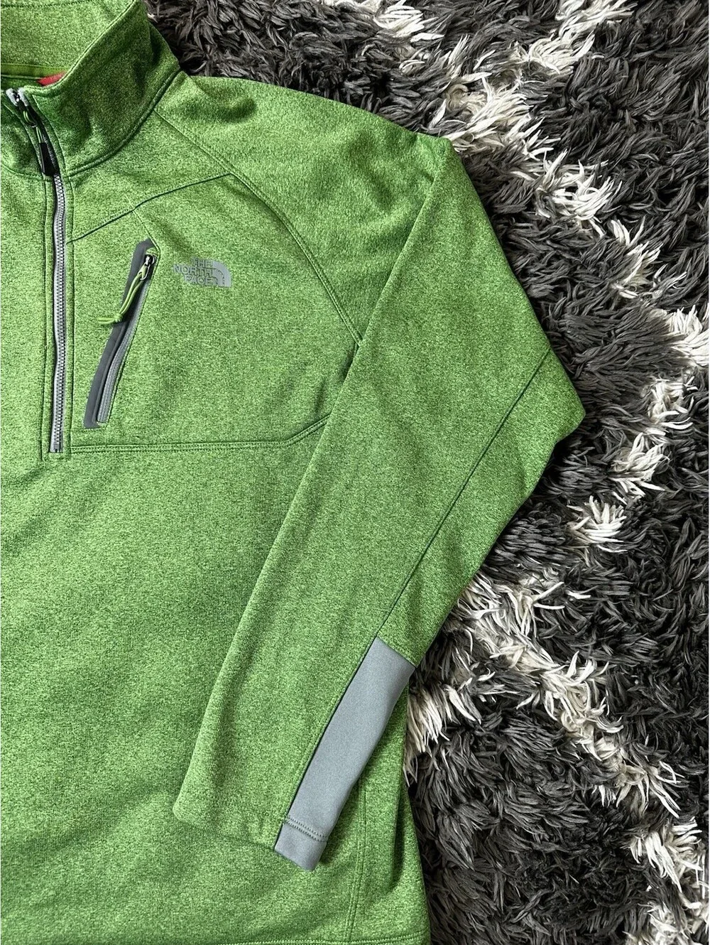 The North Face Mens L Green Heathered 1/4 Zip Fleece Pullover Sweater